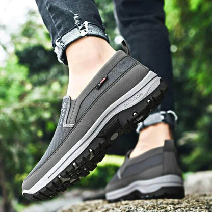 Oscar - Comfy Walking Shoes